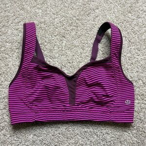 Lululemon Ta Ta Tamer II